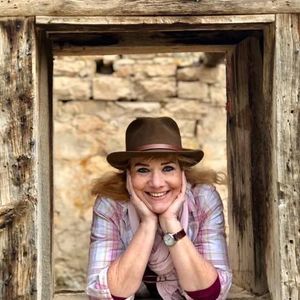 Meet your Posher, Grace